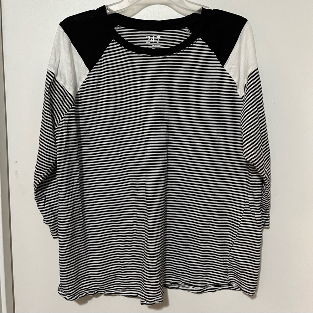 Maurices 24/7 XXL Black and White Striped 3/4 Length Sleeves Tee Top Shirt